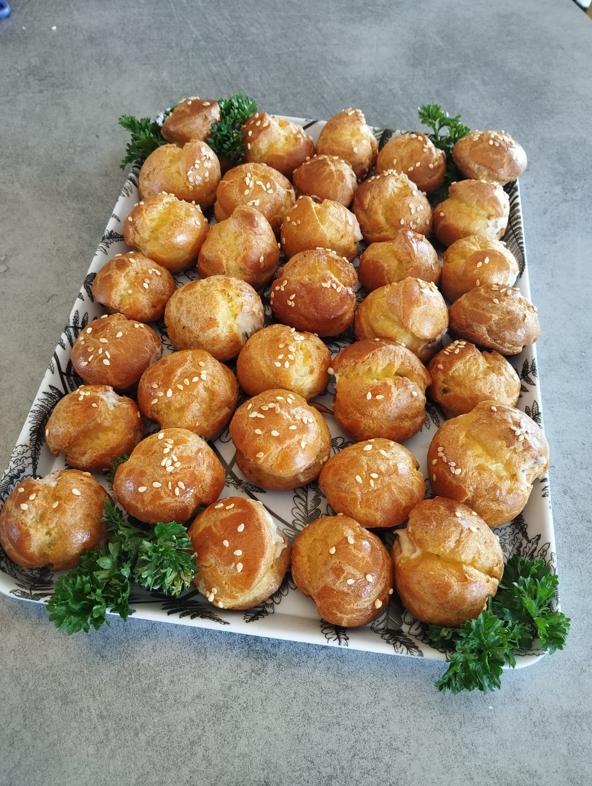 Photo de notre Mini Choux Salés Jambon Fumé réalisé par So' Patiss Fécamp